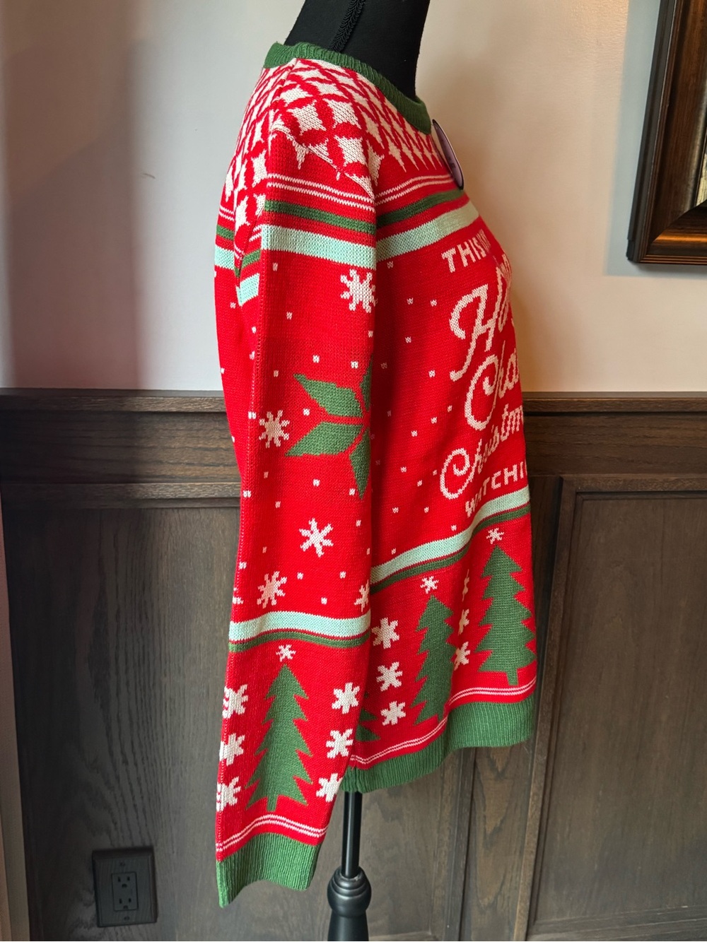 Hallmark Channel Christmas Ugly Sweater Movie Watching Sweater large NWT - Picture 4 of 8